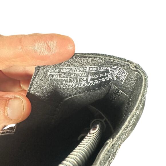 Vionic Naomi Black Snake Print Suede Sz 8 Heel Comfort Ankle Booties boot - Picture 9 of 12